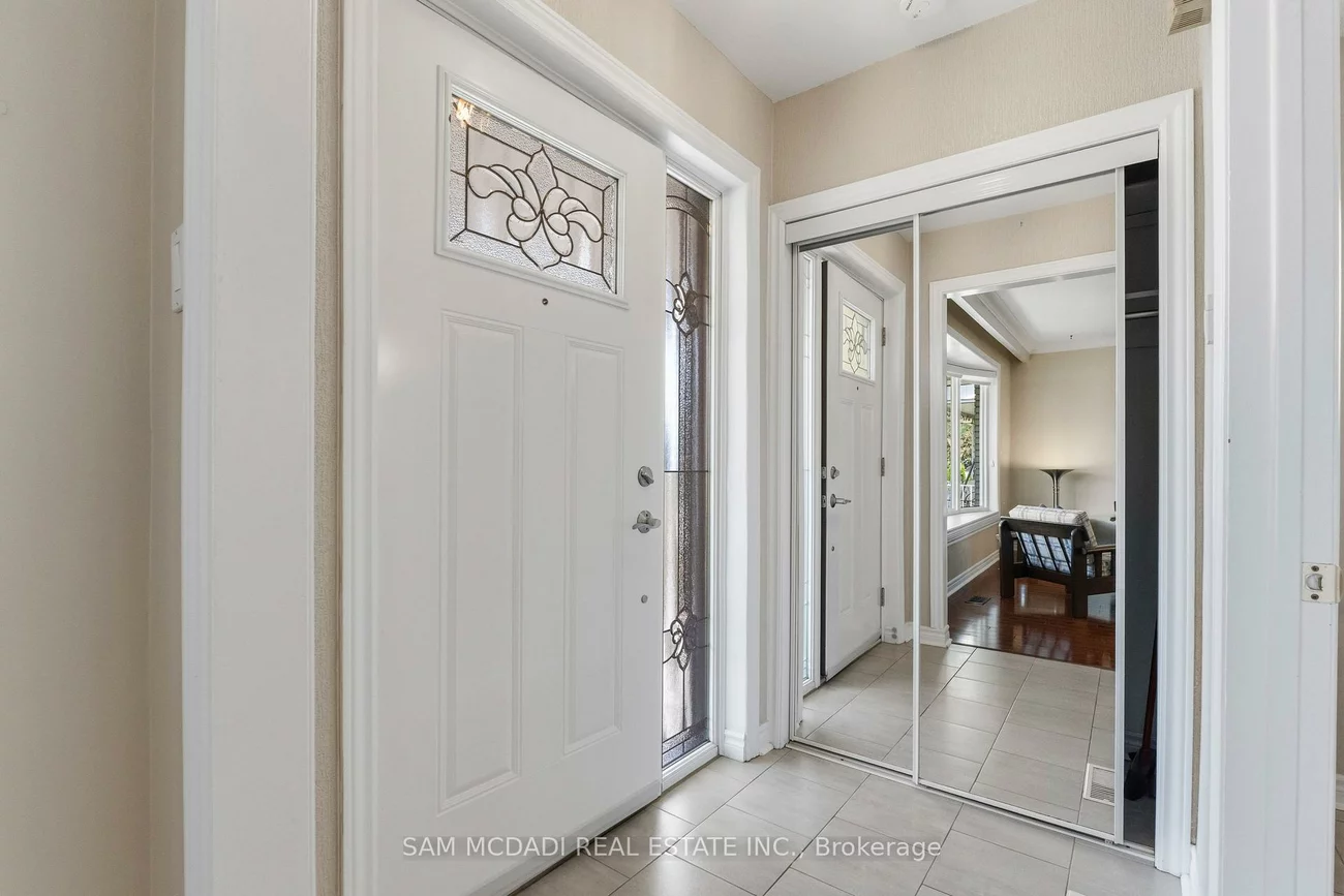 248, Wellesworth, Eringate-Centennial-West Deane, Toronto
