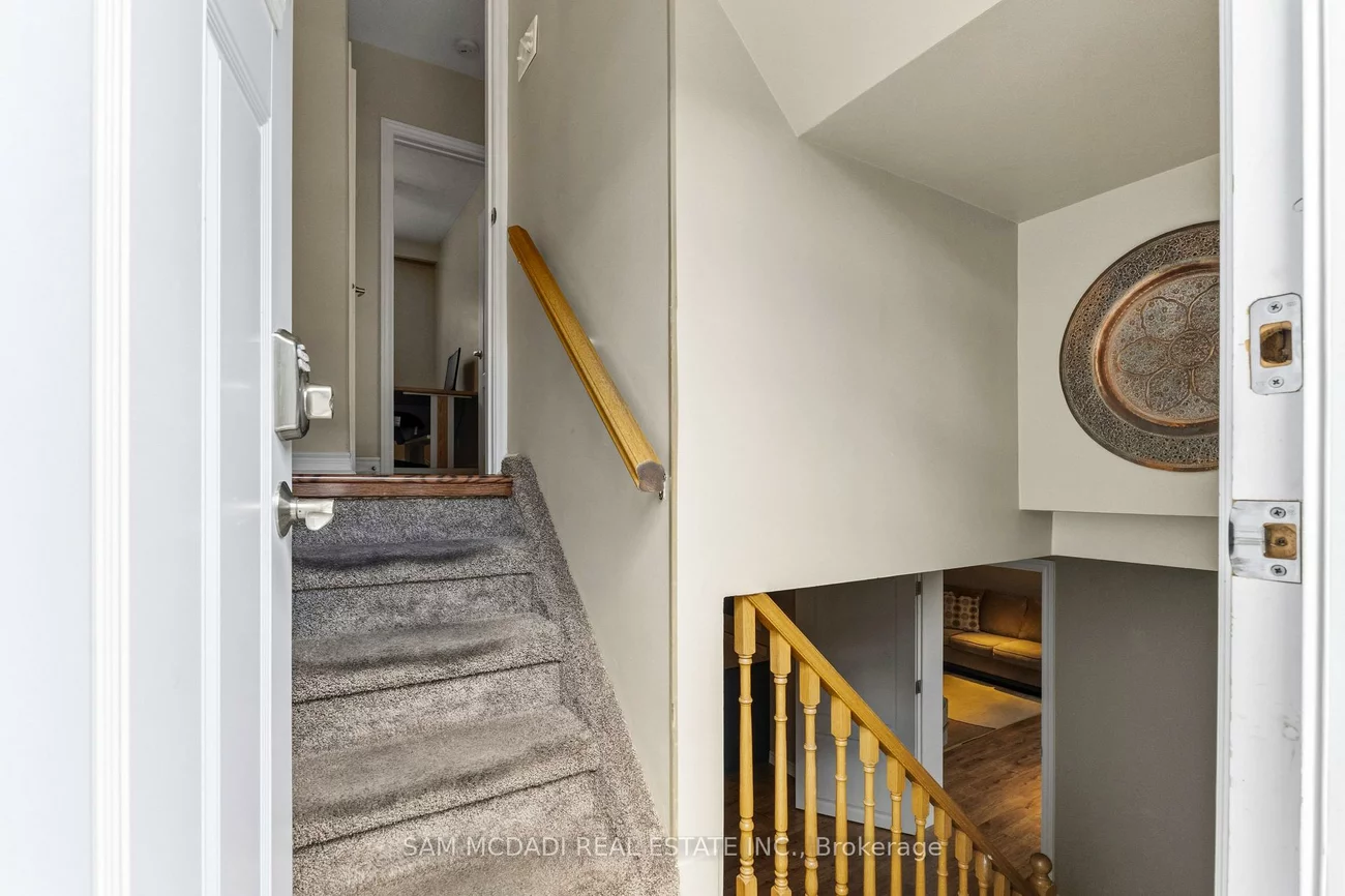 248, Wellesworth, Eringate-Centennial-West Deane, Toronto