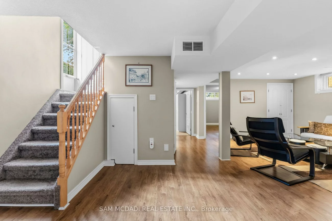 248, Wellesworth, Eringate-Centennial-West Deane, Toronto