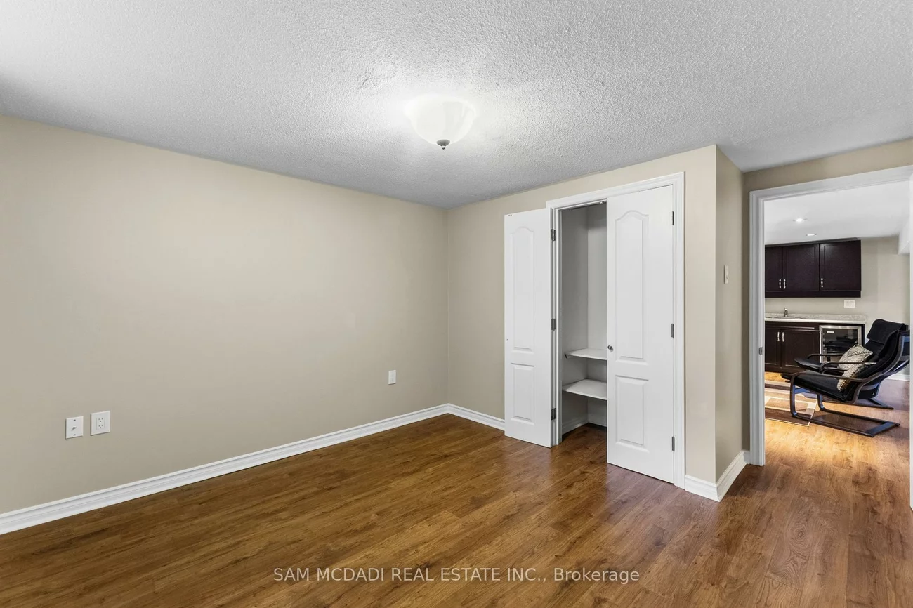 248, Wellesworth, Eringate-Centennial-West Deane, Toronto