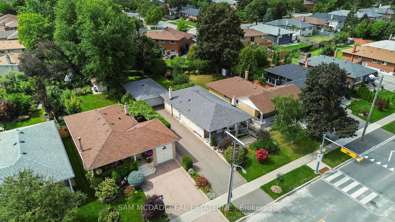 248, Wellesworth, Eringate-Centennial-West Deane, Toronto