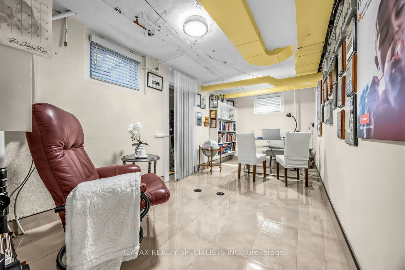1211, Royal York, Edenbridge-Humber Valley, Toronto