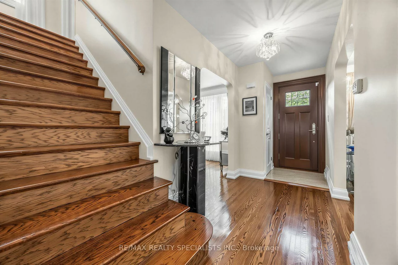 1211, Royal York, Edenbridge-Humber Valley, Toronto