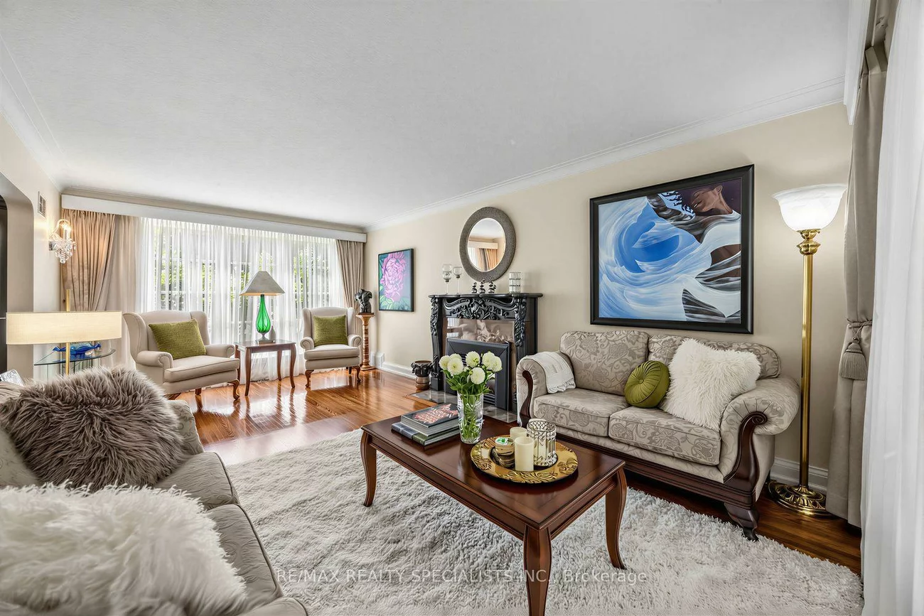 1211, Royal York, Edenbridge-Humber Valley, Toronto