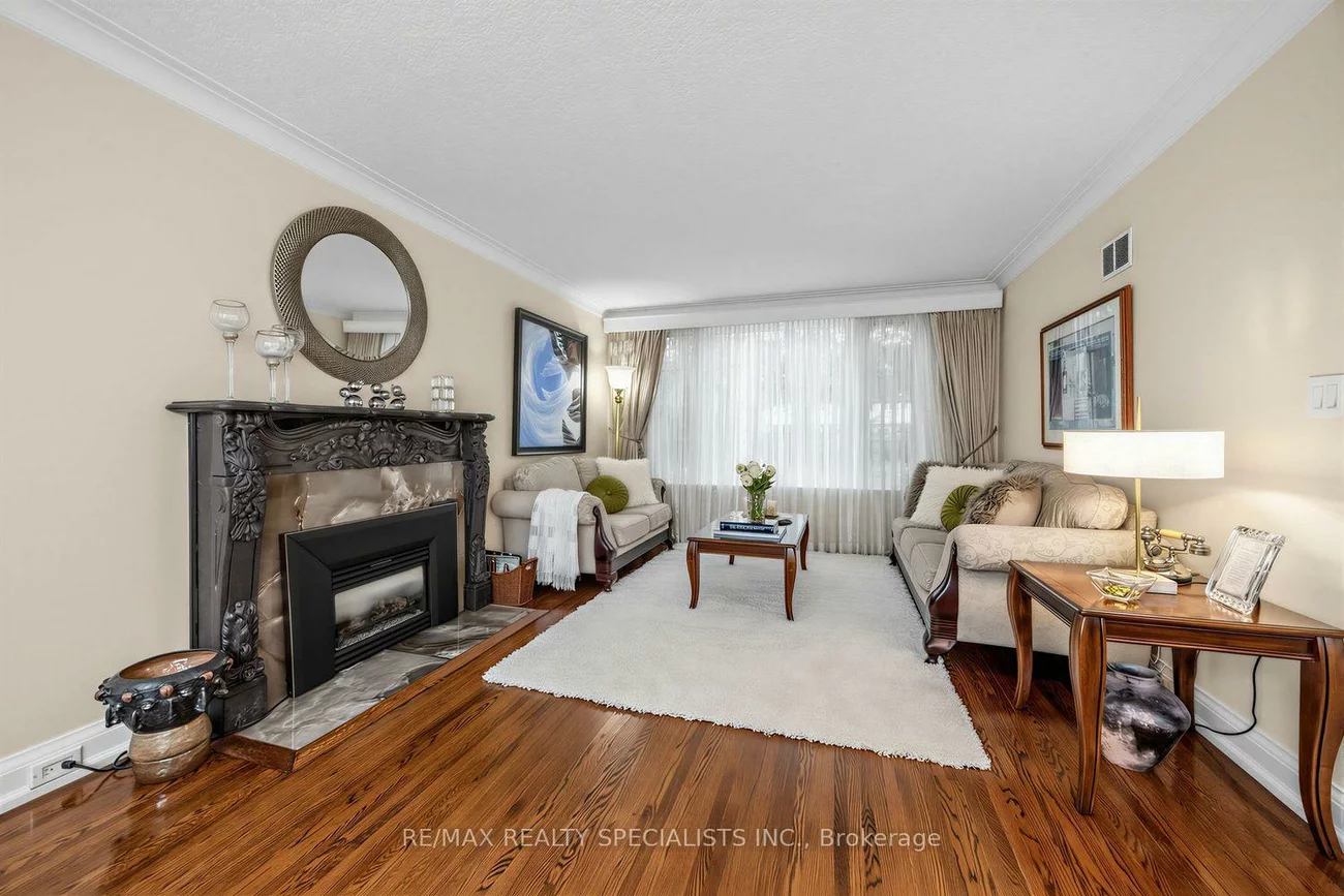 1211, Royal York, Edenbridge-Humber Valley, Toronto