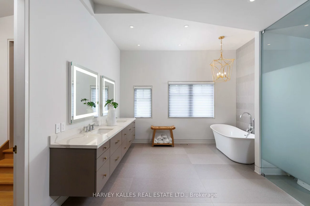 66, Thorncrest, Princess-Rosethorn, Toronto
