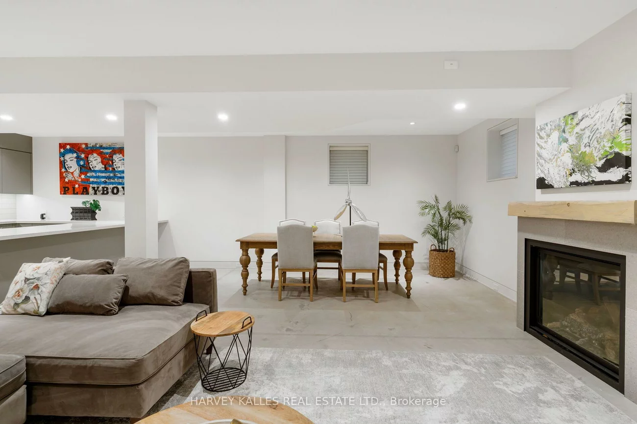 66, Thorncrest, Princess-Rosethorn, Toronto