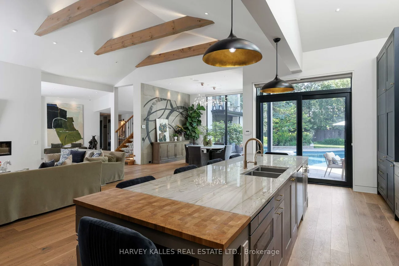66, Thorncrest, Princess-Rosethorn, Toronto