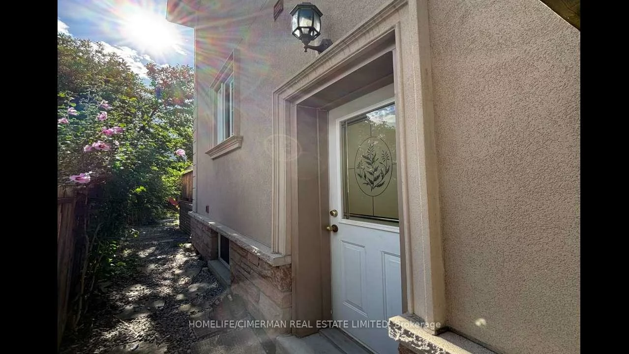 43, Riverlea, Humber Heights, Toronto