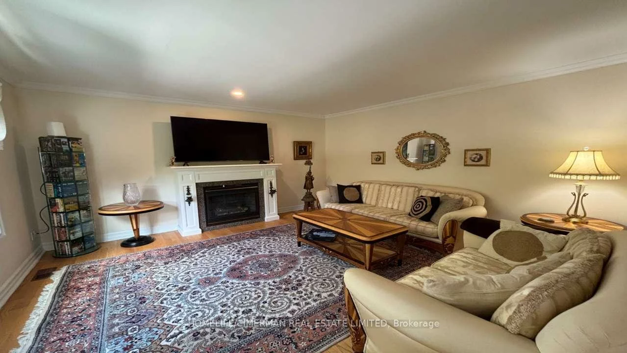 43, Riverlea, Humber Heights, Toronto