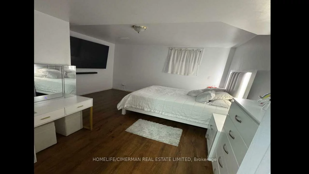 43, Riverlea, Humber Heights, Toronto