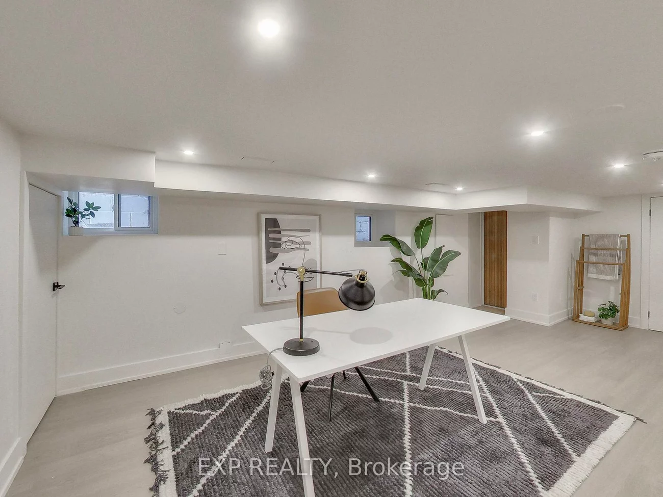 37, Gilbert, Corso Italia-Davenport, Toronto