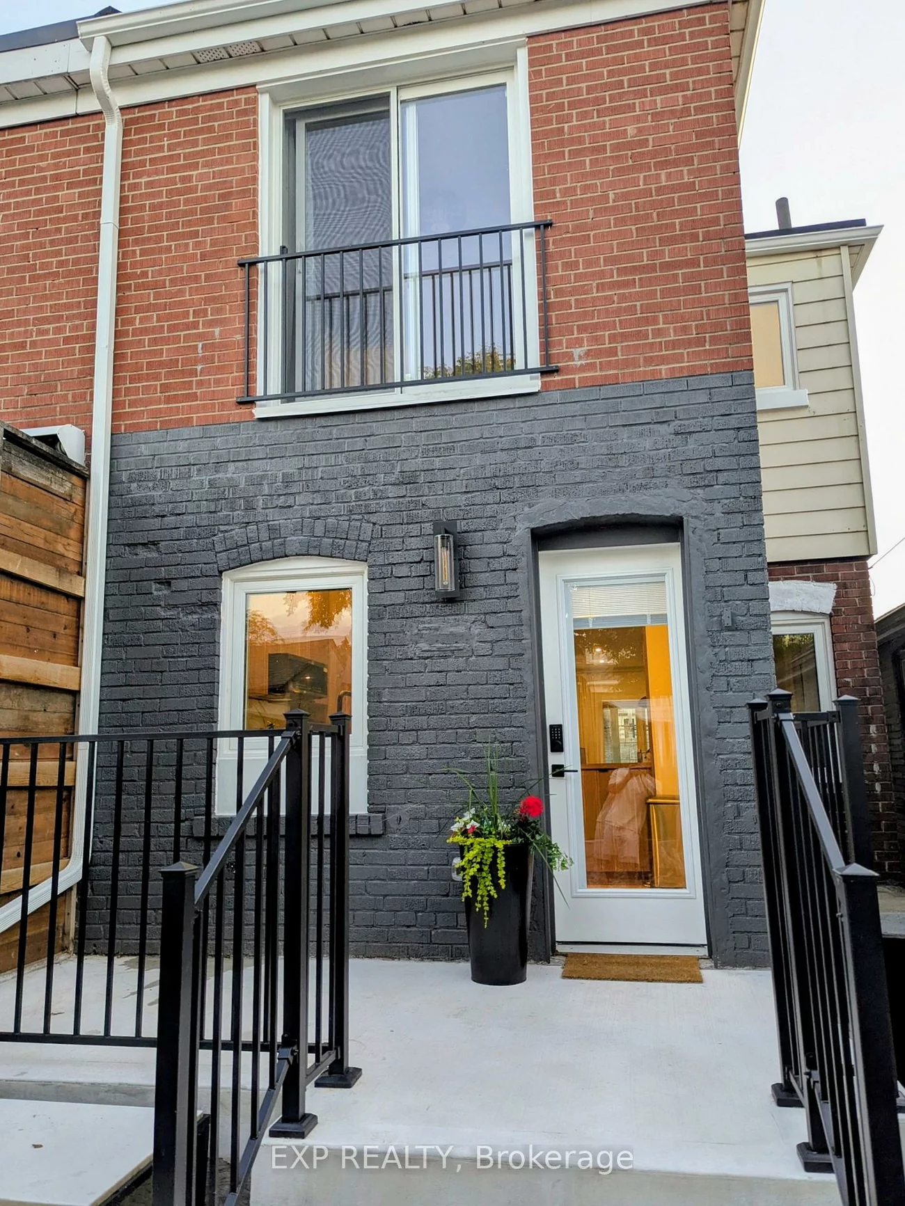 37, Gilbert, Corso Italia-Davenport, Toronto