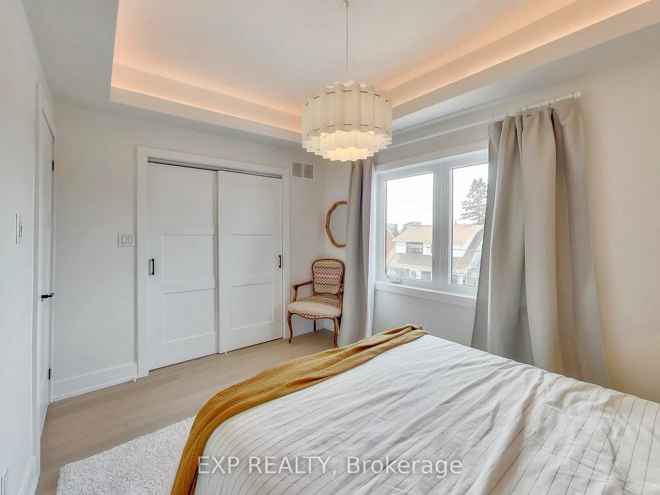 37, Gilbert, Corso Italia-Davenport, Toronto