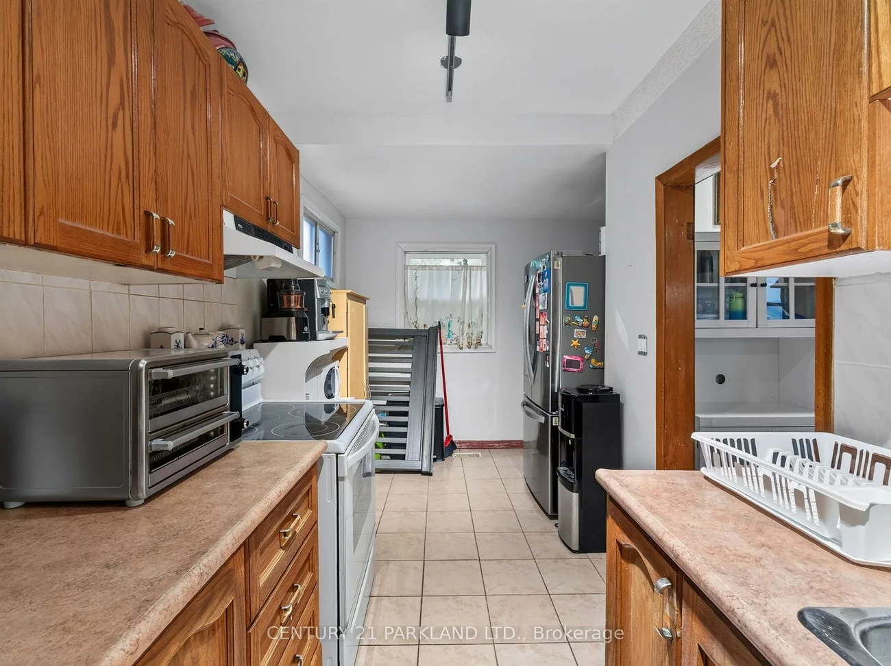 323, Nairn, Caledonia-Fairbank, Toronto