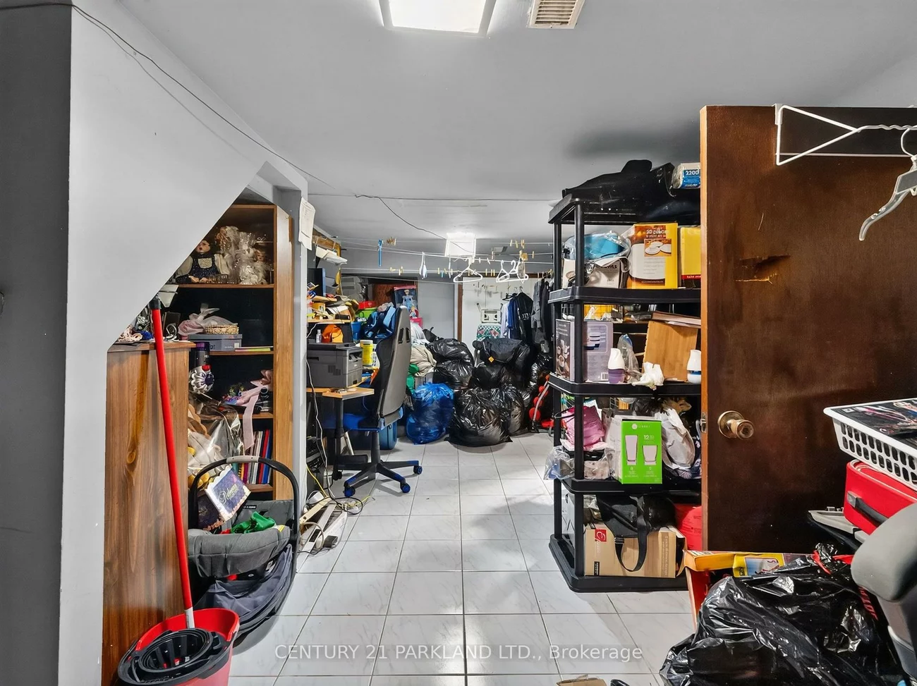 323, Nairn, Caledonia-Fairbank, Toronto