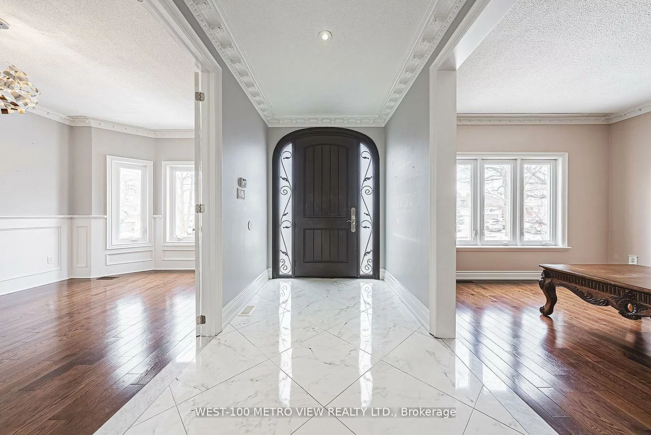 589, Glen Park, Yorkdale-Glen Park, Toronto