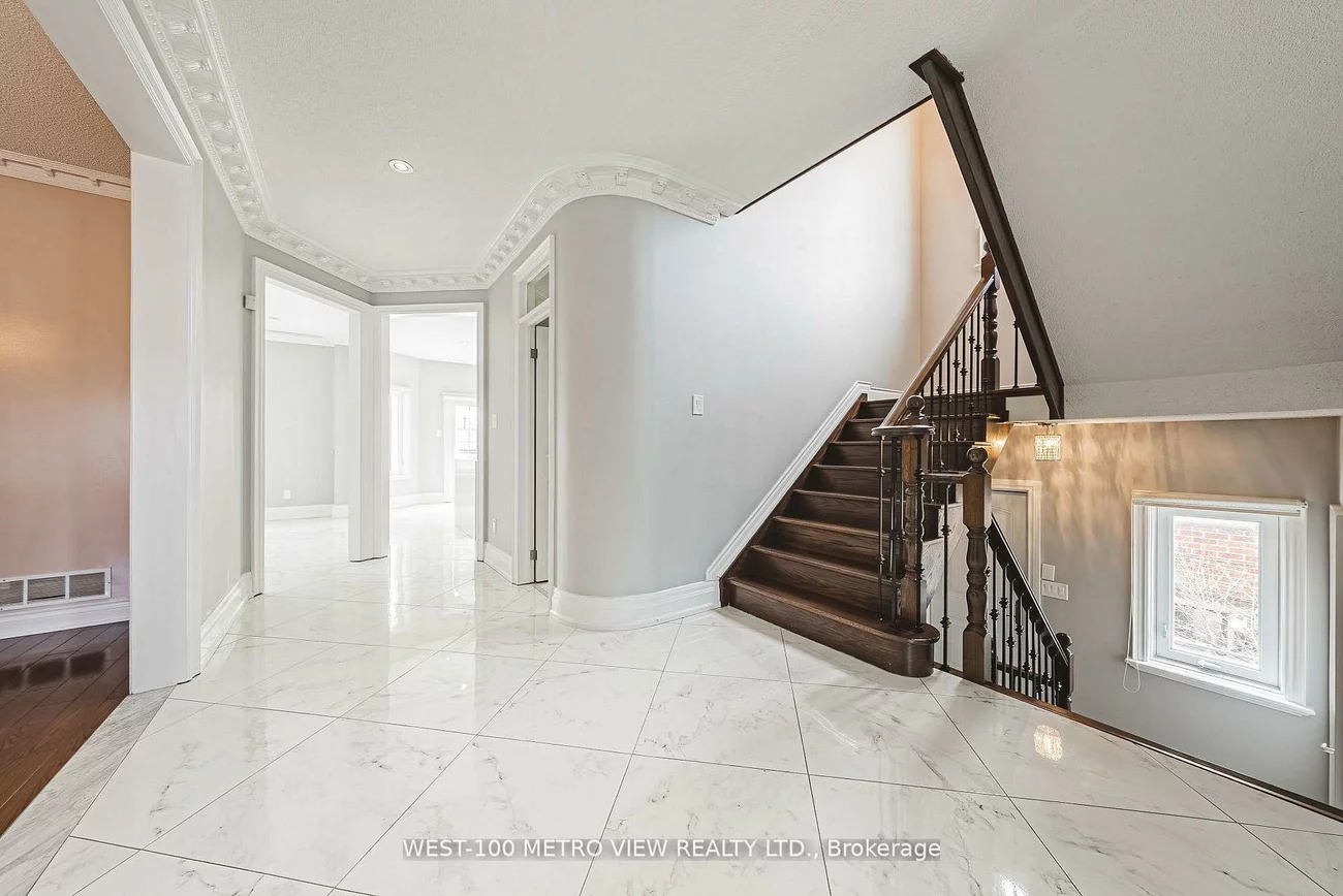 589, Glen Park, Yorkdale-Glen Park, Toronto