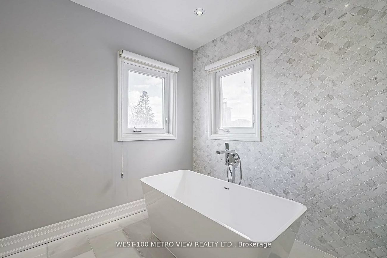 589, Glen Park, Yorkdale-Glen Park, Toronto