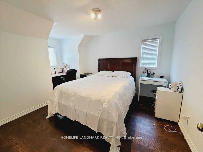 274, Falstaff, Maple Leaf, Toronto