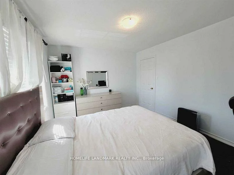 274, Falstaff, Maple Leaf, Toronto