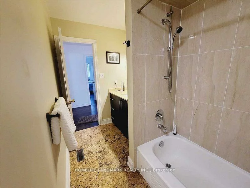 274, Falstaff, Maple Leaf, Toronto
