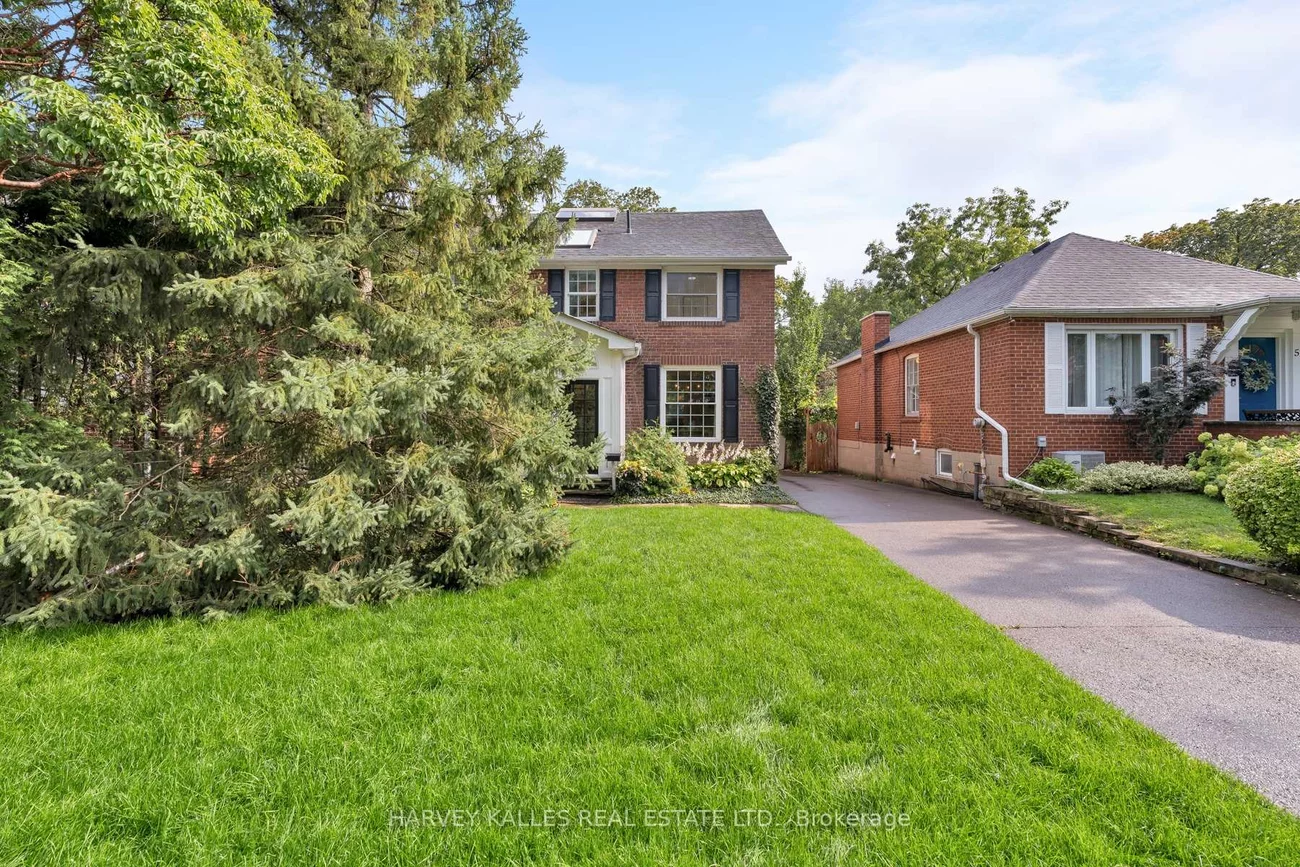 61, Queens, Weston, Toronto