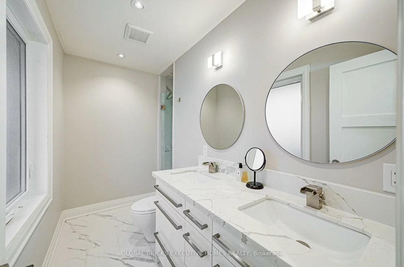 6, Cardigan, Stonegate-Queensway, Toronto
