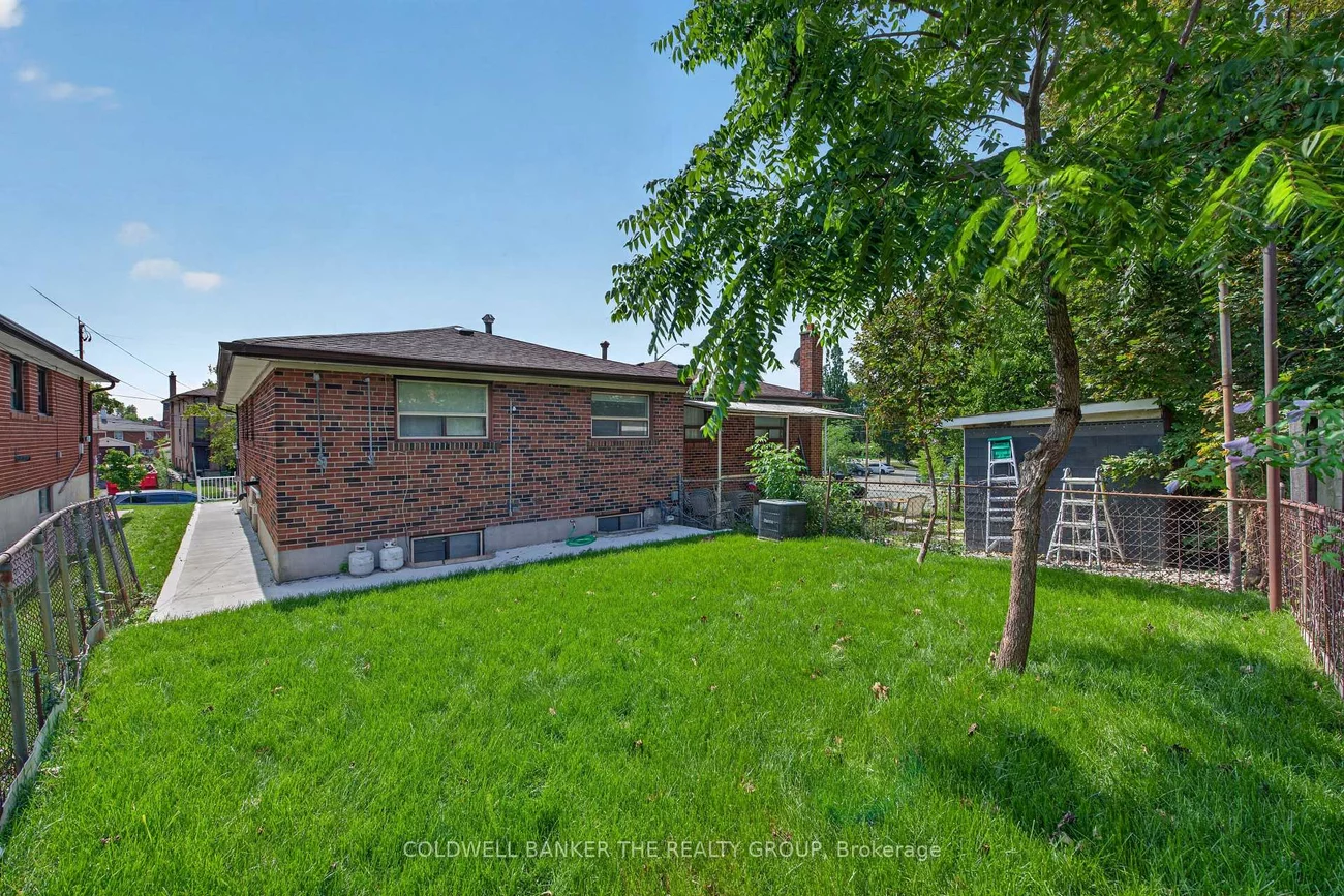 4, Imogene, Humbermede, Toronto