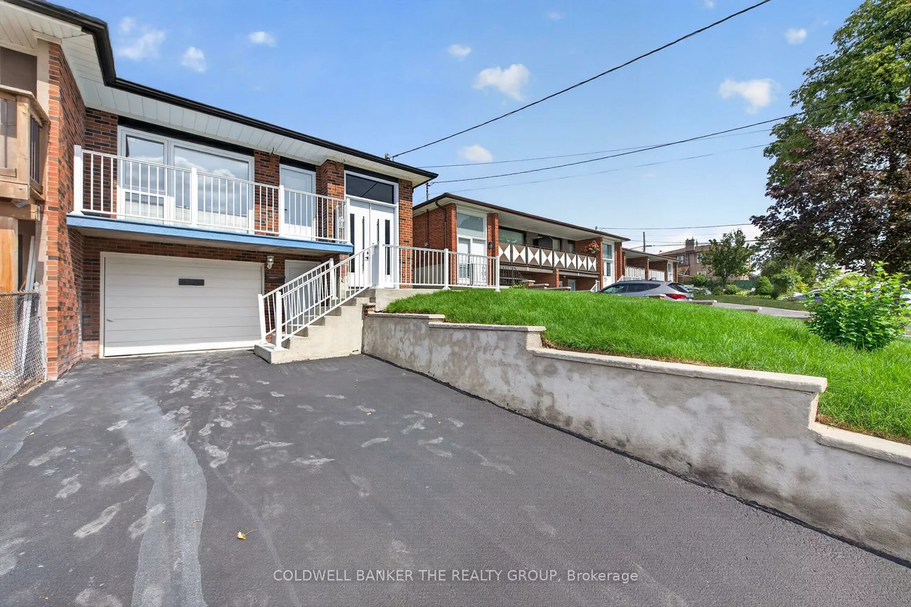 4, Imogene, Humbermede, Toronto
