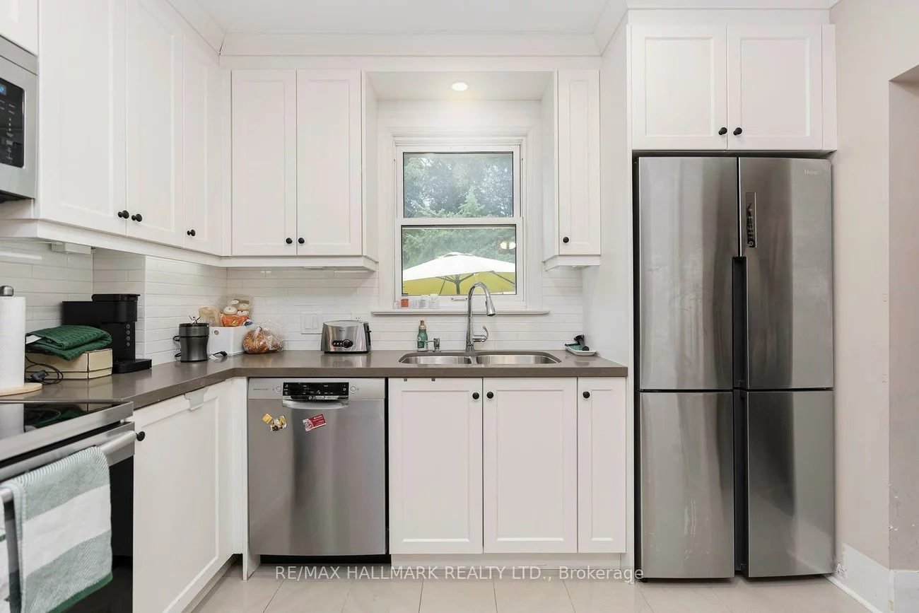 141, Humbercrest, Runnymede-Bloor West Village, Toronto