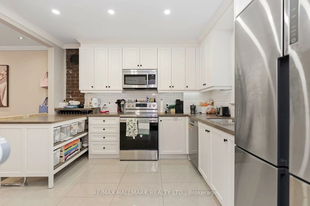 141, Humbercrest, Runnymede-Bloor West Village, Toronto