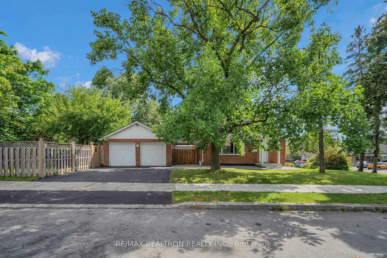 11, Harrow, Brookhaven-Amesbury, Toronto
