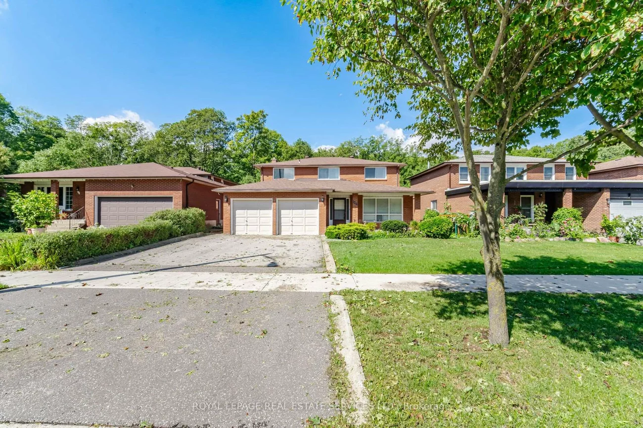 124, Stilecroft, York University Heights, Toronto