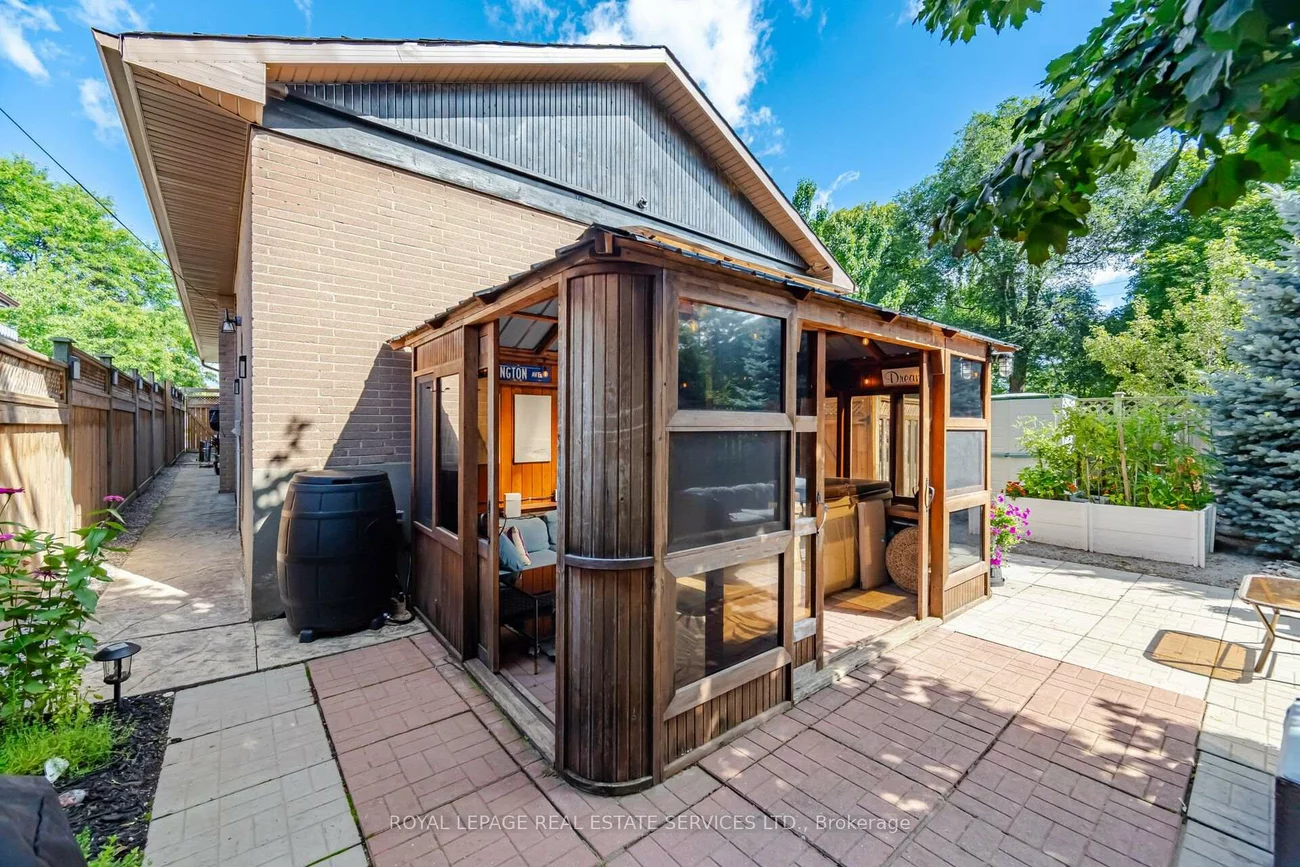 15, Velma, Stonegate-Queensway, Toronto
