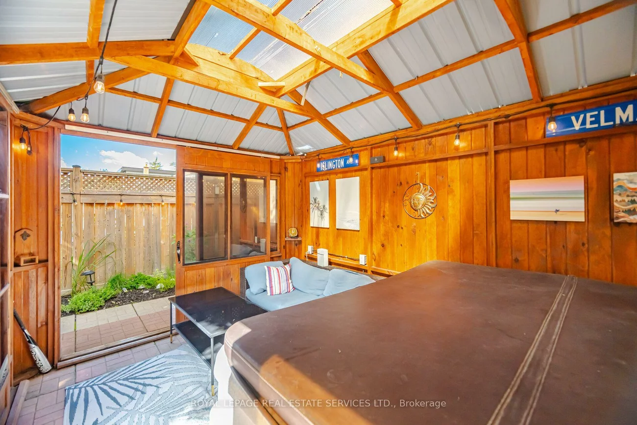15, Velma, Stonegate-Queensway, Toronto