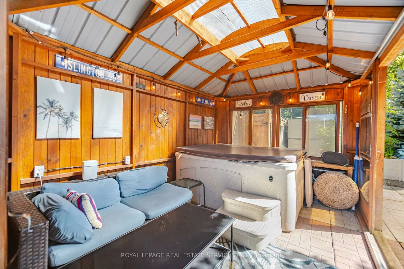 15, Velma, Stonegate-Queensway, Toronto