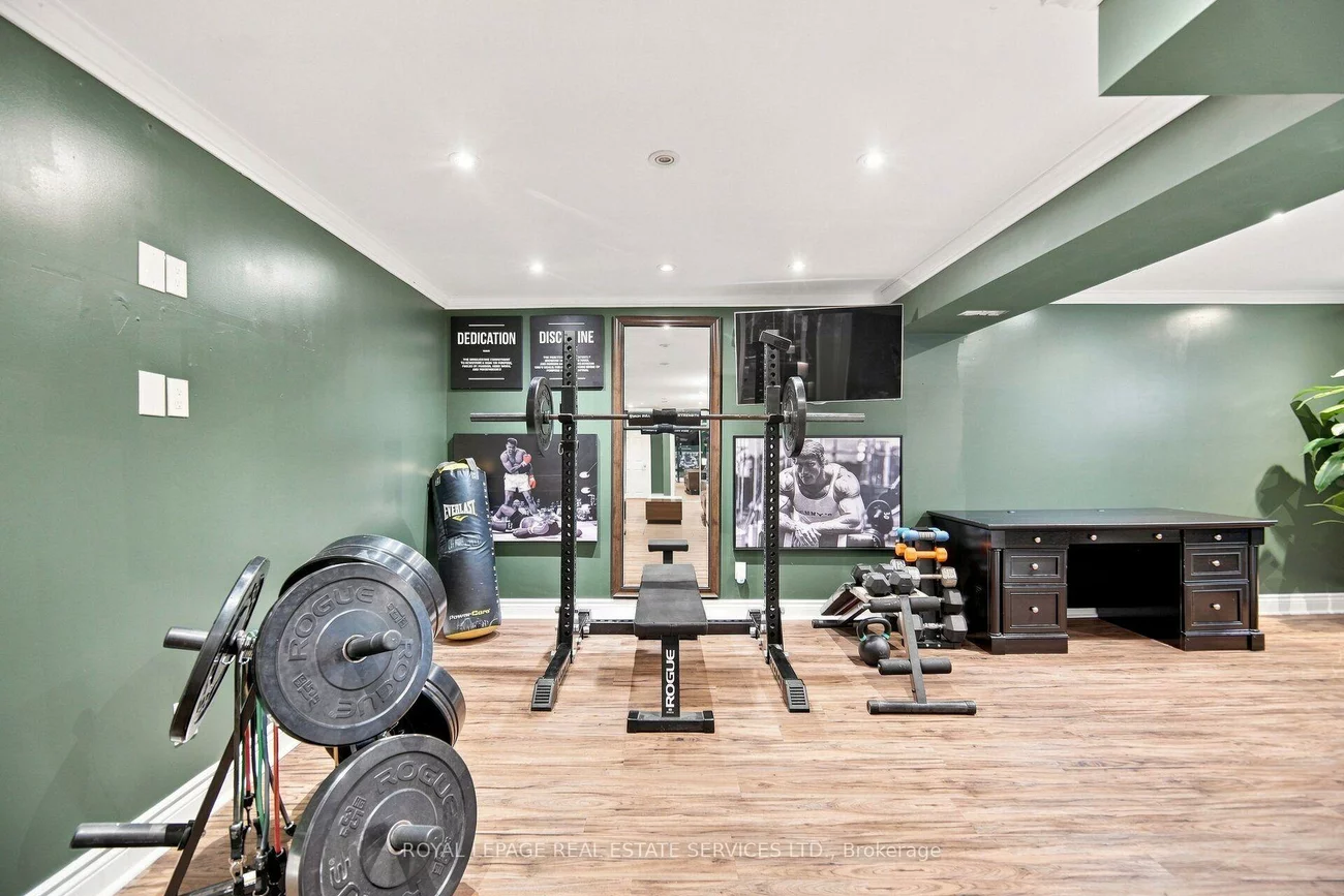 15, Velma, Stonegate-Queensway, Toronto