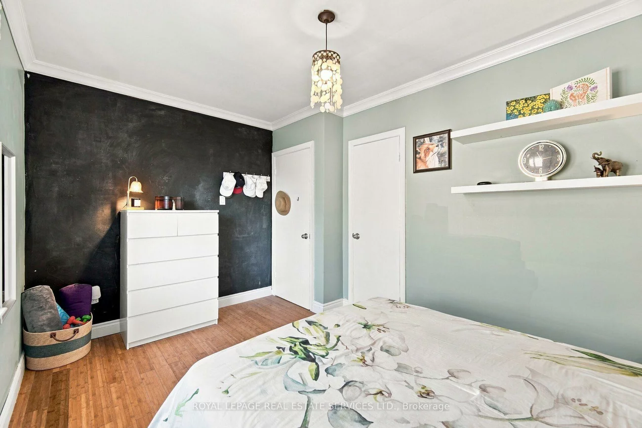 15, Velma, Stonegate-Queensway, Toronto