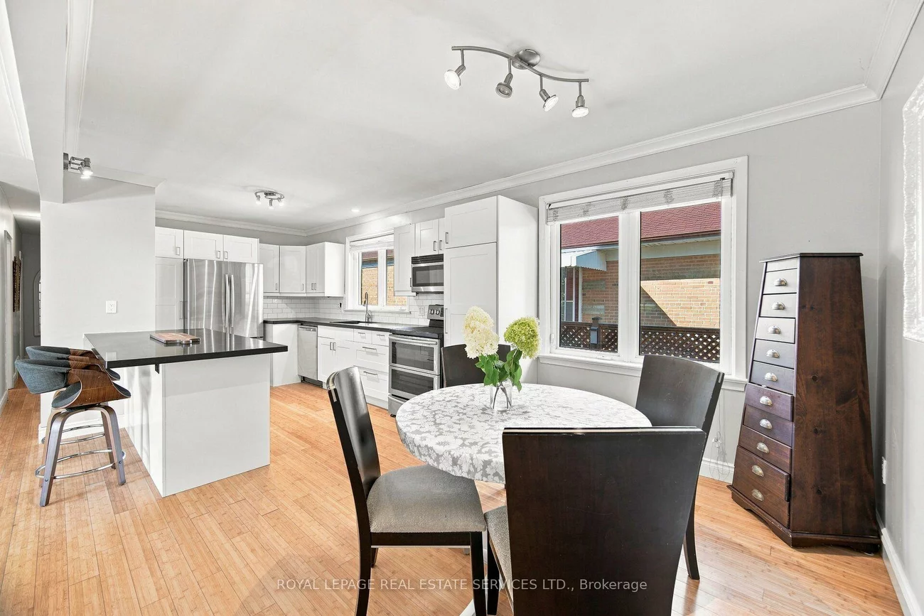 15, Velma, Stonegate-Queensway, Toronto