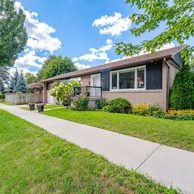 15, Velma, Stonegate-Queensway, Toronto