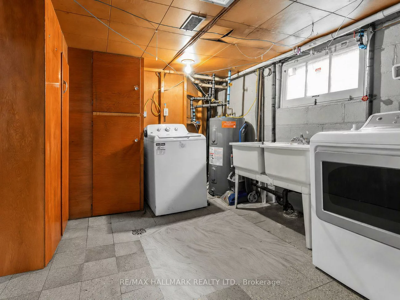 38, Ypres, Keelesdale-Eglinton West, Toronto