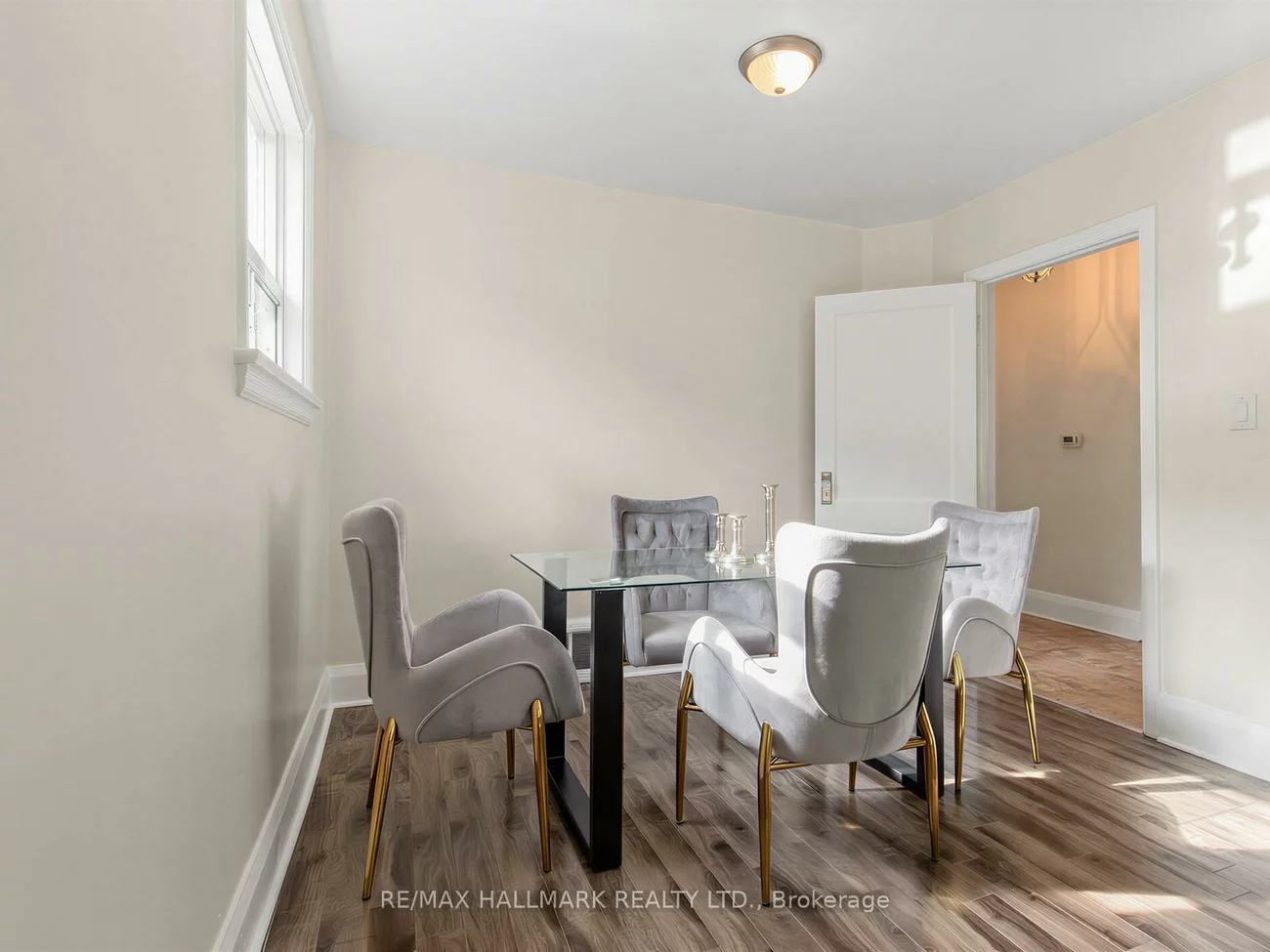 38, Ypres, Keelesdale-Eglinton West, Toronto