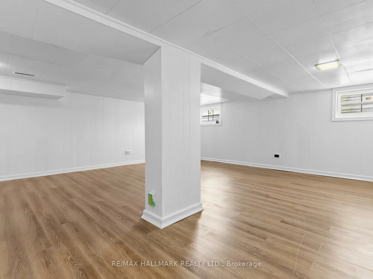 38, Ypres, Keelesdale-Eglinton West, Toronto
