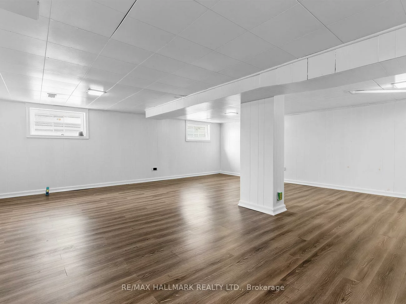 38, Ypres, Keelesdale-Eglinton West, Toronto