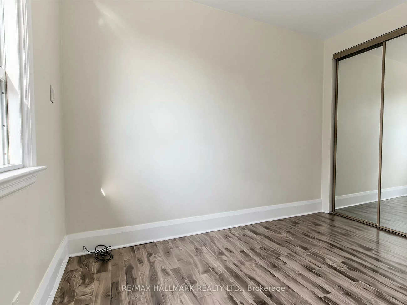 38, Ypres, Keelesdale-Eglinton West, Toronto