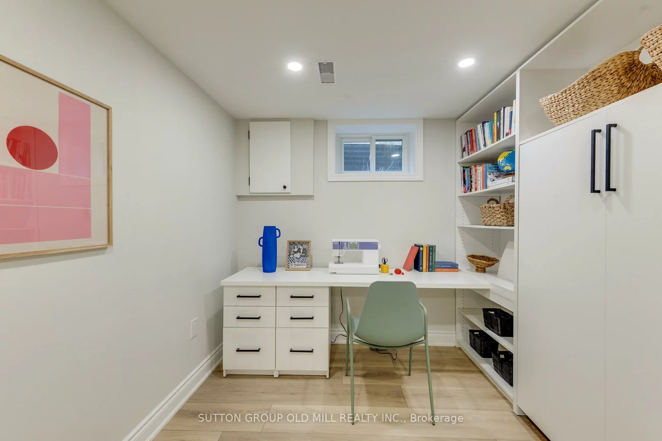 85, Bonnyview, Stonegate-Queensway, Toronto