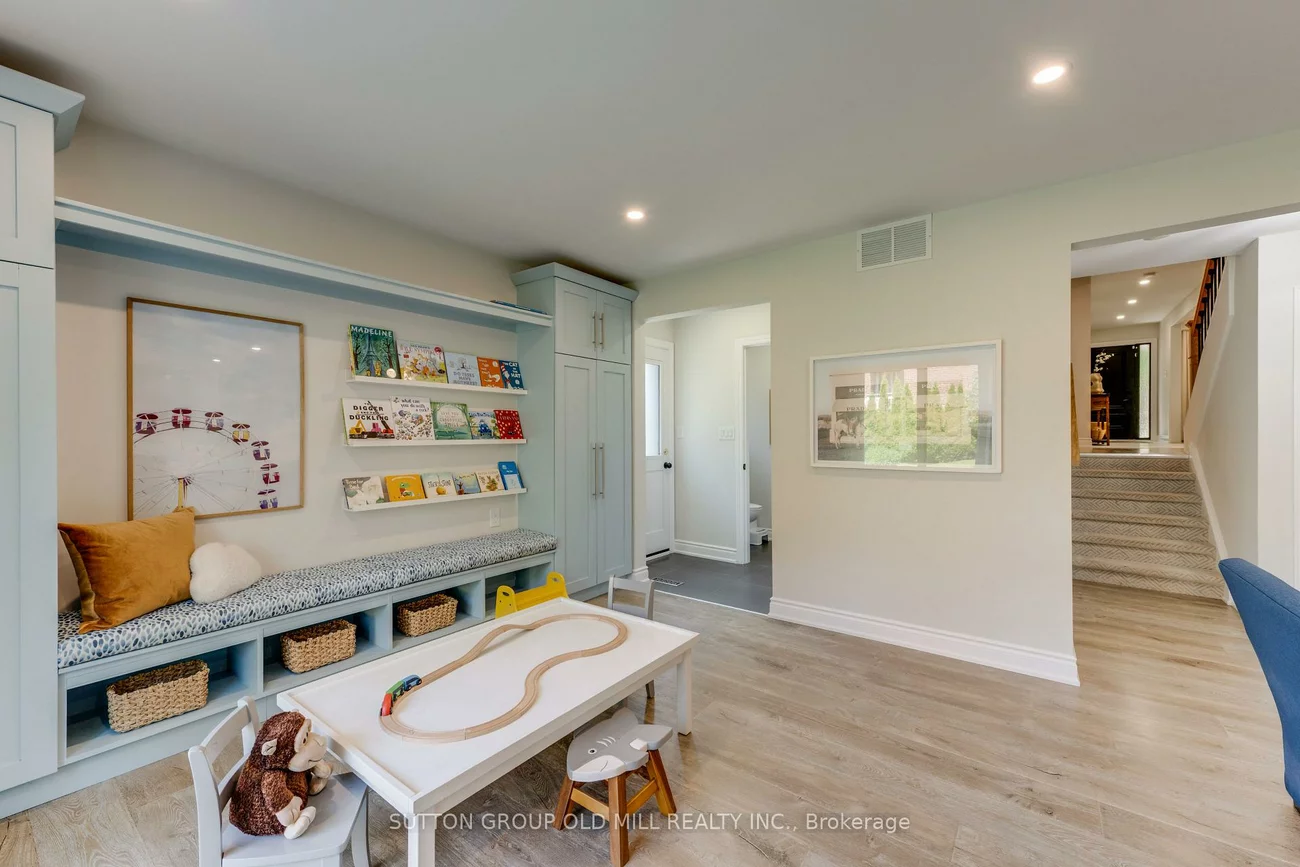 85, Bonnyview, Stonegate-Queensway, Toronto