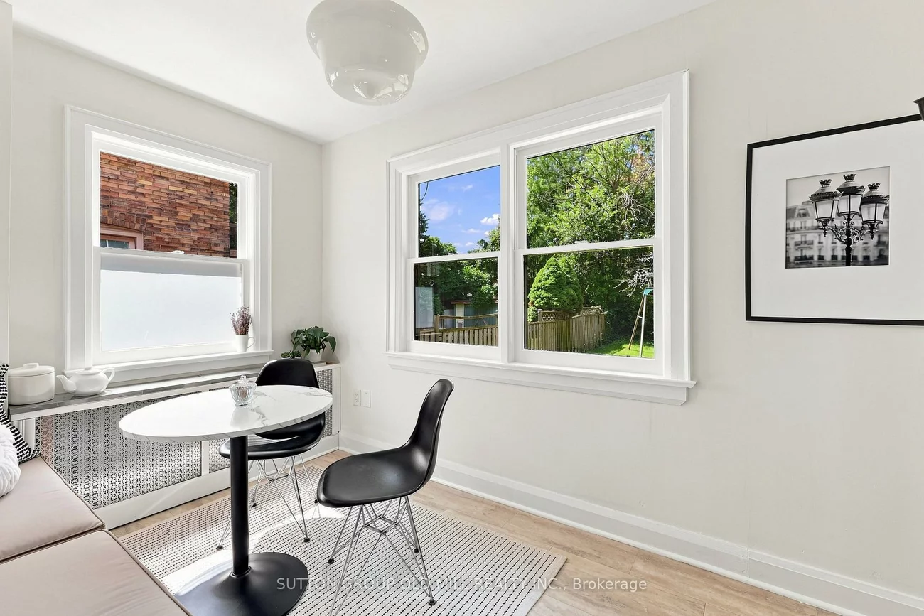 10, Queens, Mimico, Toronto