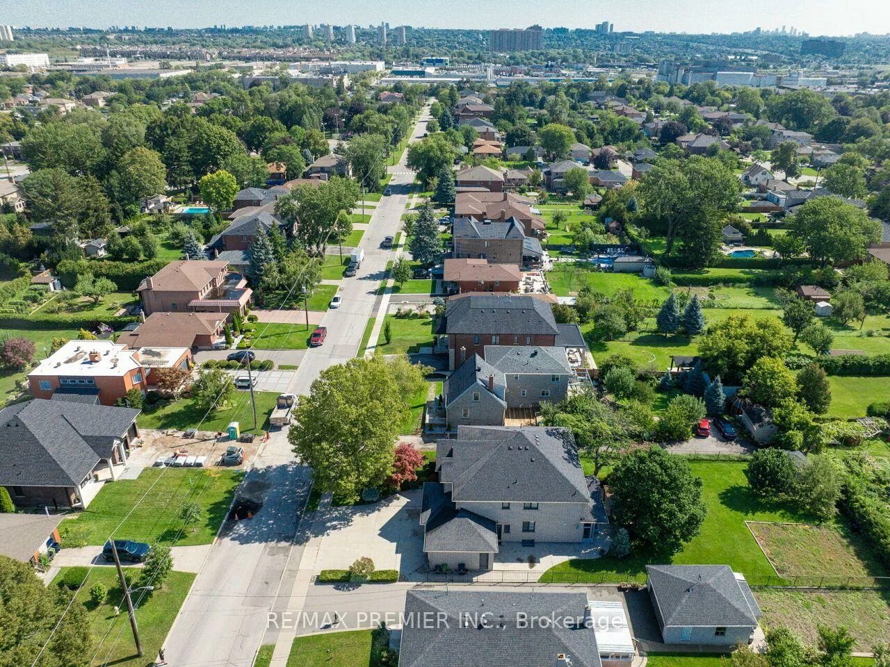 27, Gaydon, Humberlea-Pelmo Park W5, Toronto